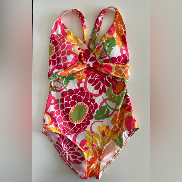 Lands' End Other - Lands End 1 piece swim suit vibrant floral cross front twist cross strap back 14